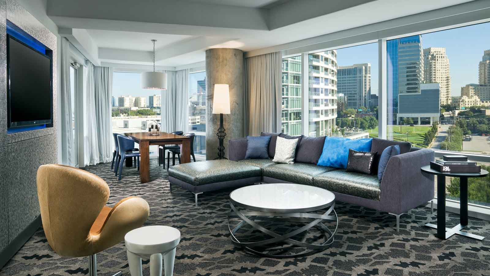 Wow-Terrace-Suite-Living-Room