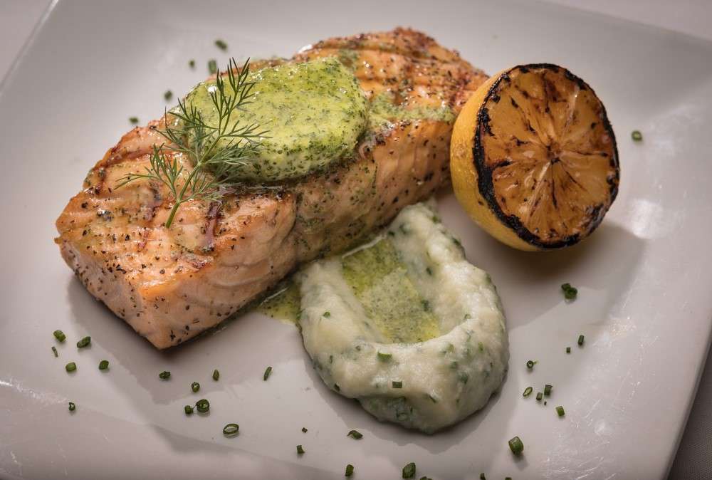 perry's steakhouse salmon