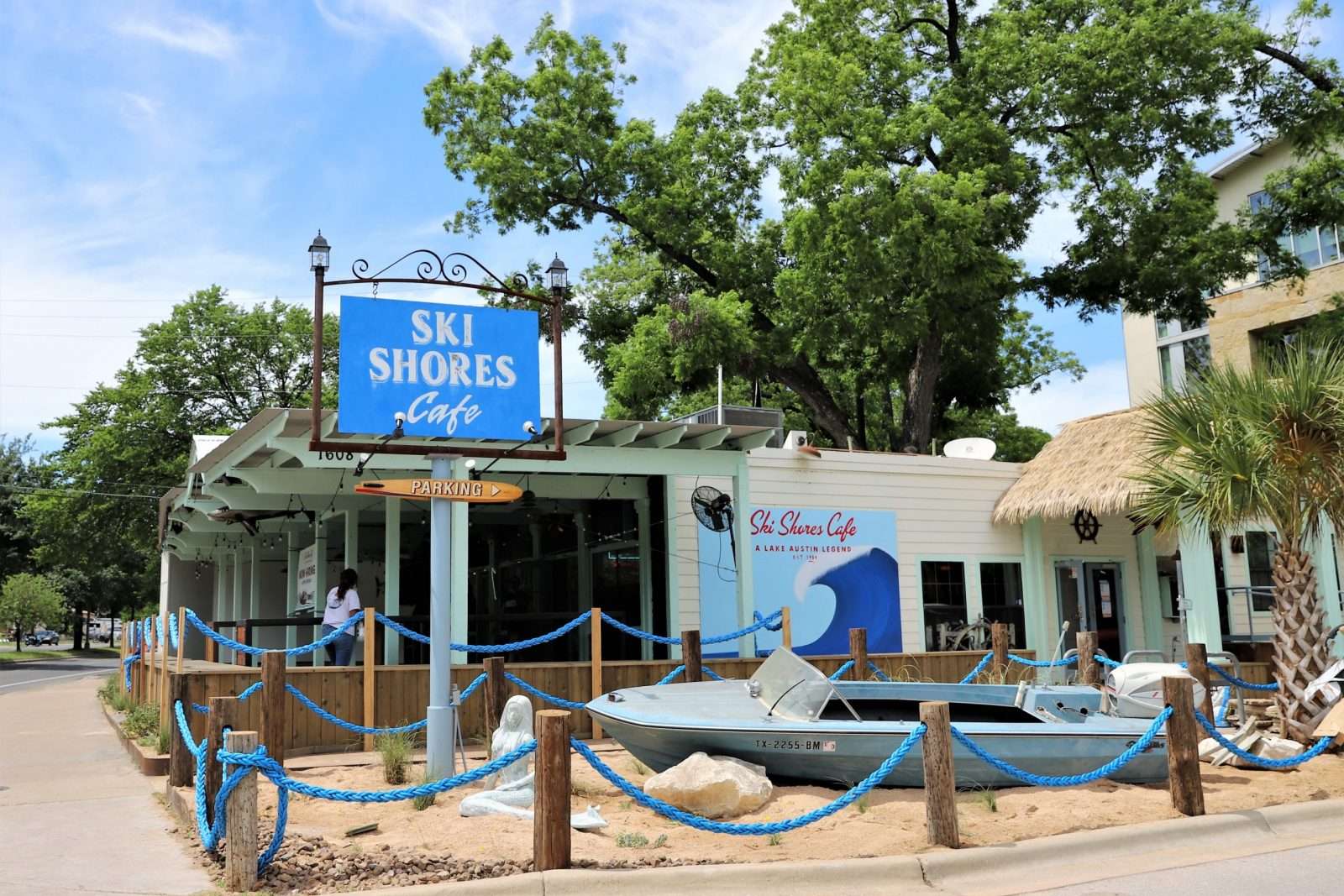  Ski  Shores Cafe  Barton Springs Rd Austin Food Magazine