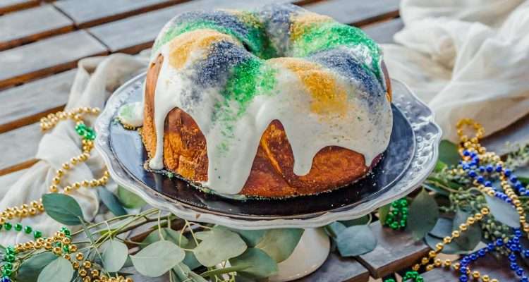 Walton's King cake